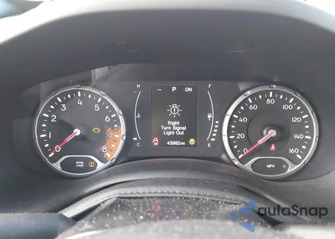 2018 Jeep Renegade Latitude Fwd z USA, uszkodzony, nr VIN ZACCJABB4JPJ02036